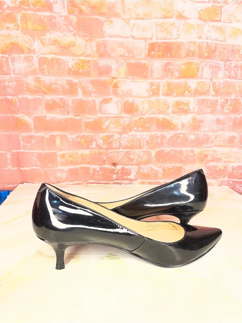 Vintage Guess Black Patent Leather Kitten Heels